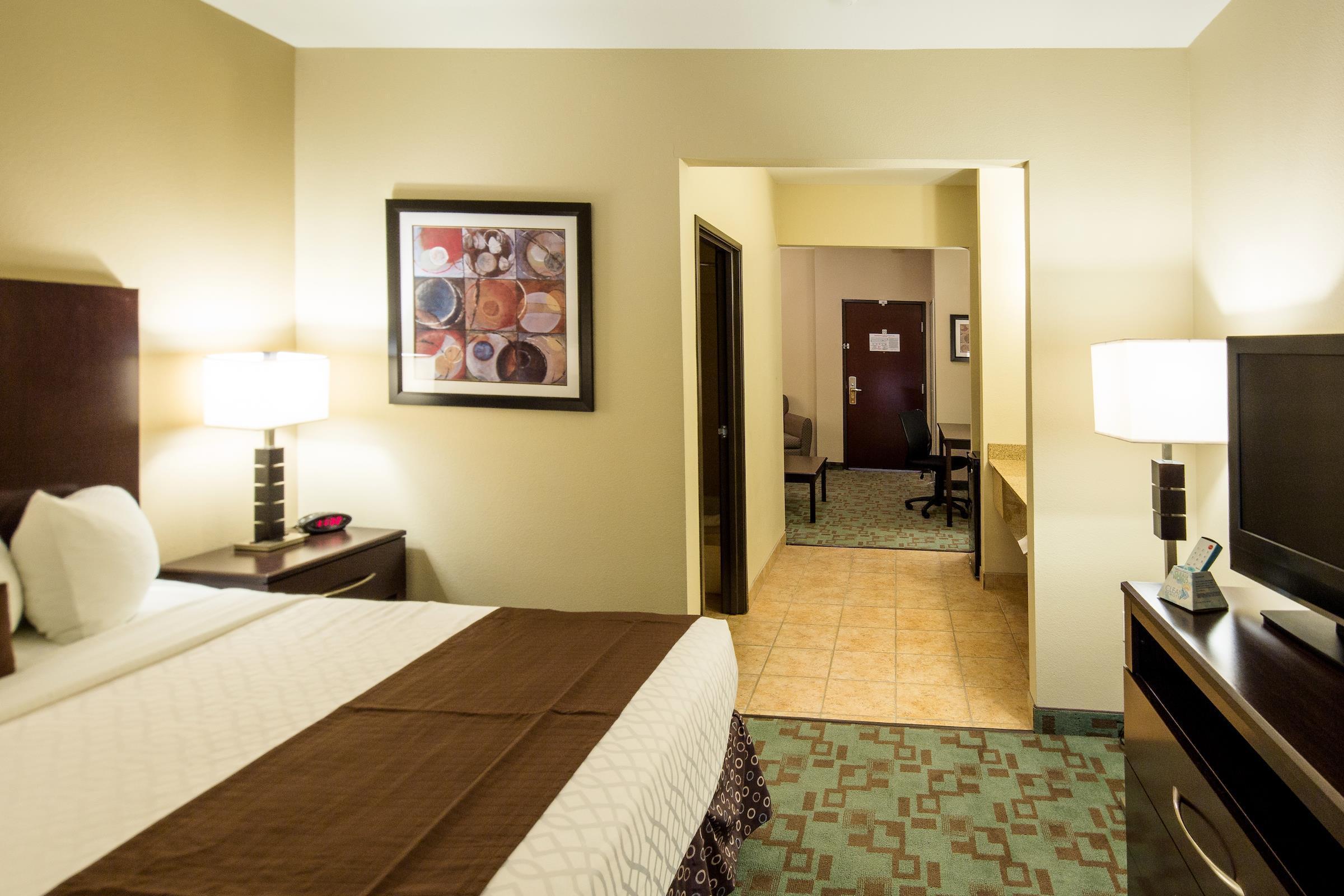 Best Western Plus Eastgate Inn & Suites Wichita Exterior foto