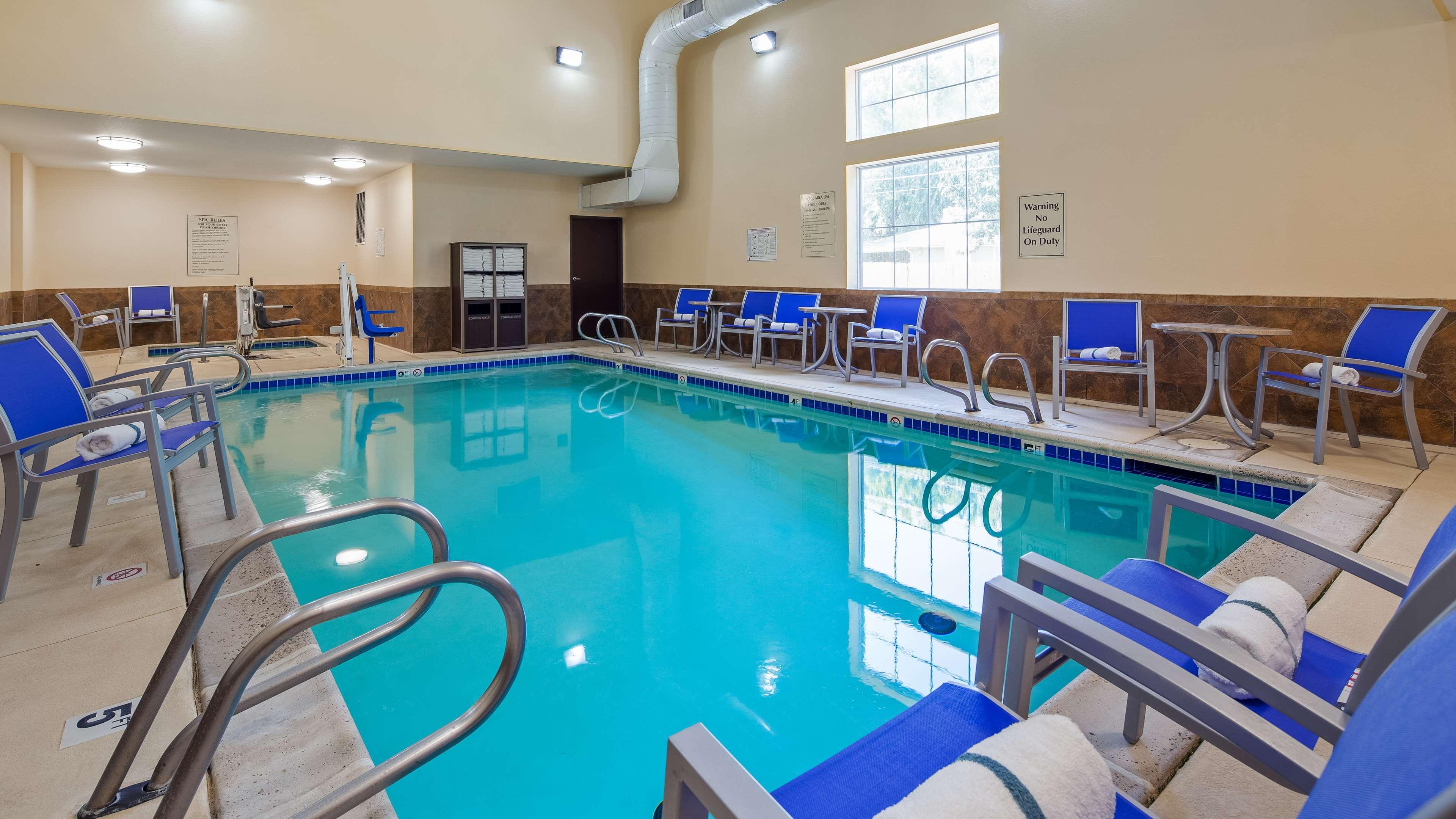 Best Western Plus Eastgate Inn & Suites Wichita Facilidades foto